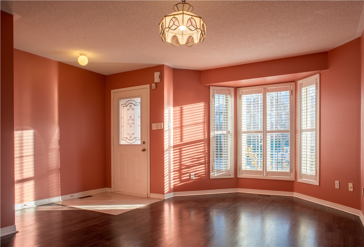 Bay Windows 1